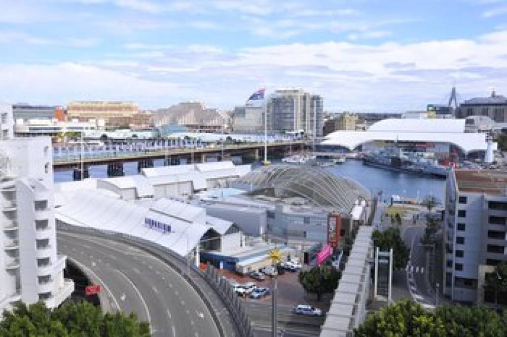 METRO APTS ON DARLING HARBOUR 2