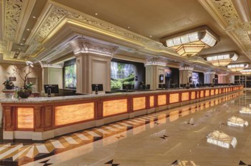 MGM Mandalay Bay Resort & Casino 2