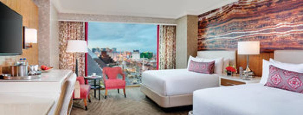 MGM Mandalay Bay Resort & Casino 9