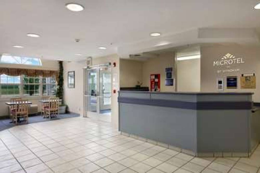 Microtel Inn By Wyndham Champaign 2