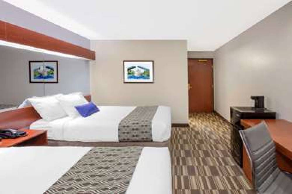 MICROTEL INN & SUITES BY WYNDH 4
