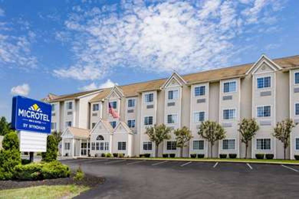 Microtel Inn & Suites By Wyndh