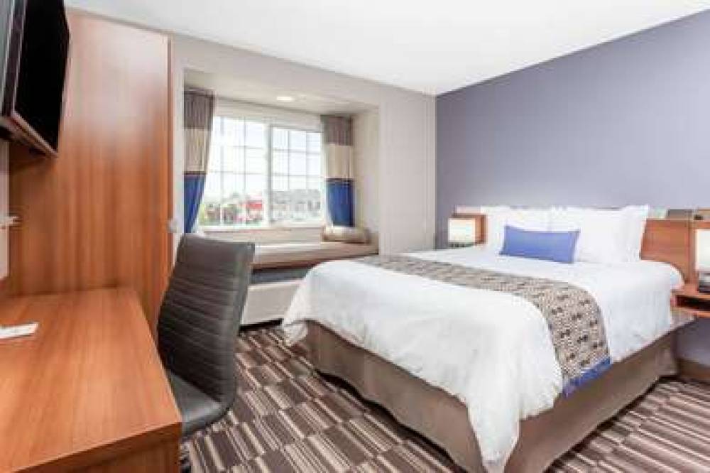 MICROTEL INN & SUITES BY WYNDH 6