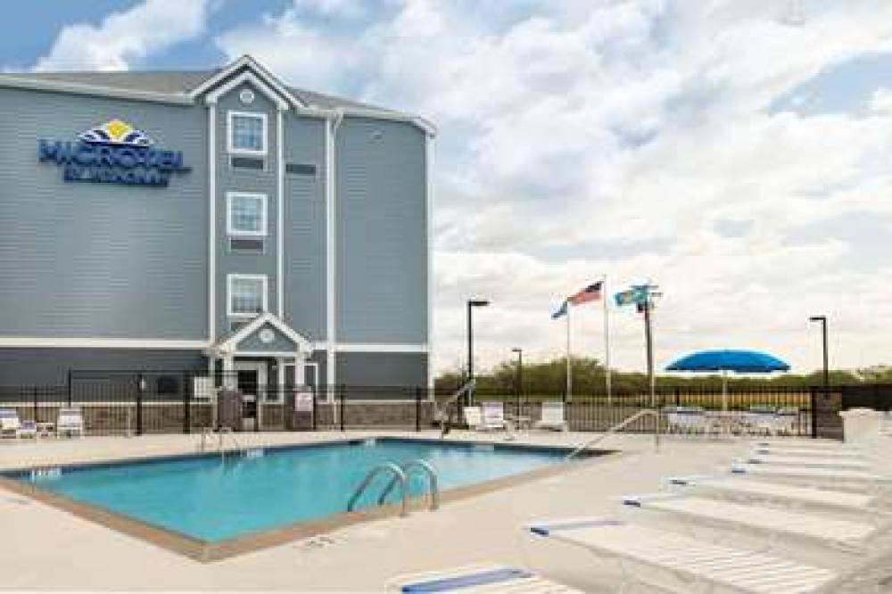MICROTEL INN & SUITES BY WYNDH 7