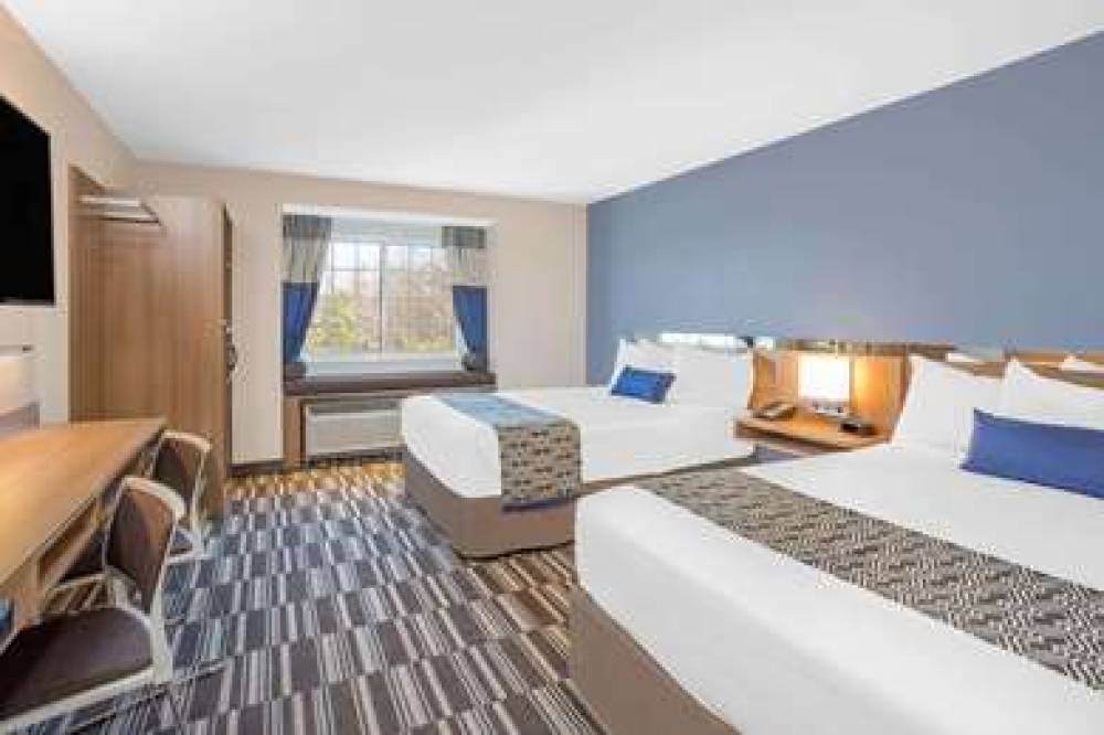 MICROTEL INN & SUITES BY WYNDH 9