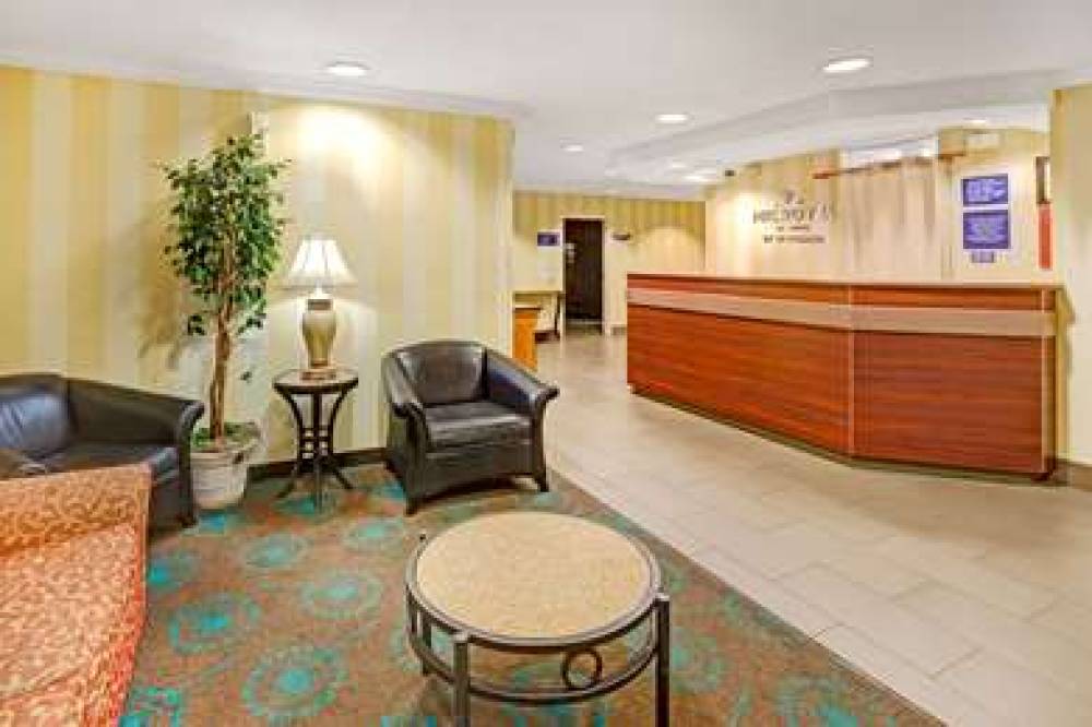 Microtel Inn & Suites By Wyndham Atlanta Airport 5