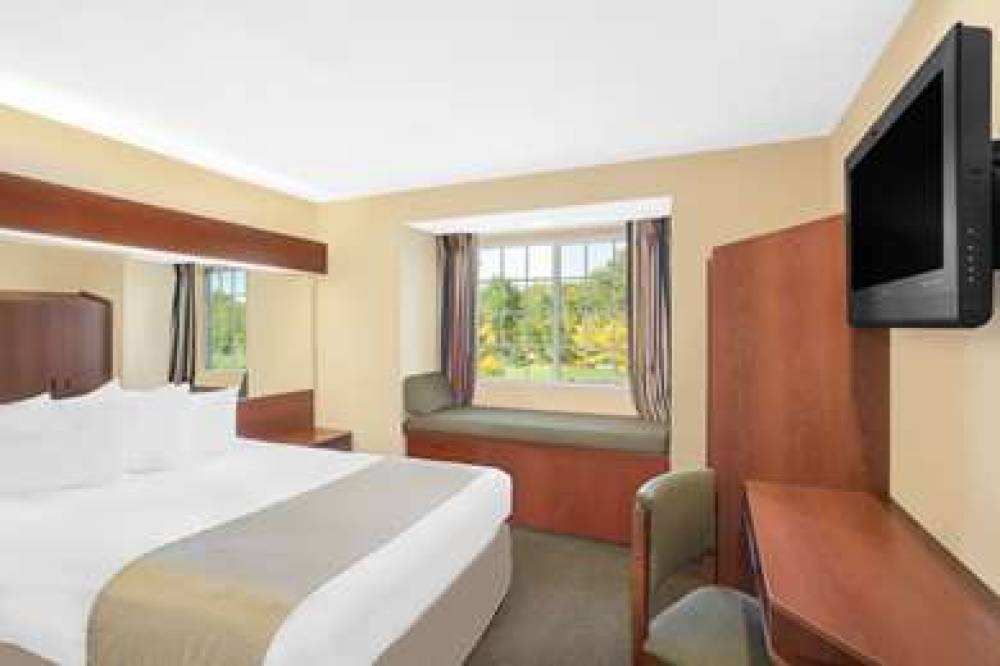 Microtel Inn & Suites By Wyndham Bentonville 8