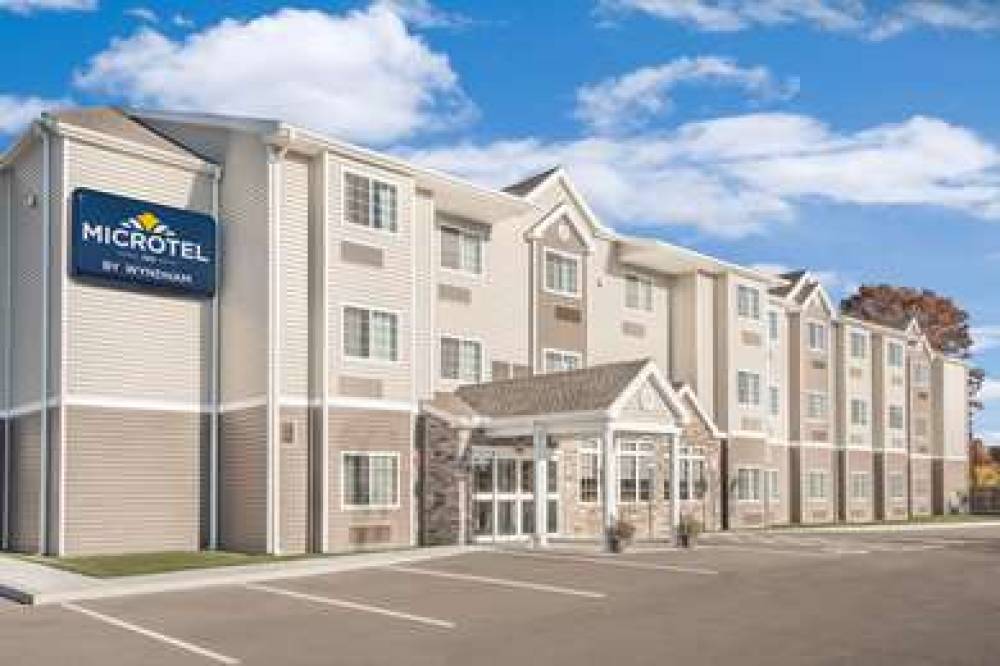 Microtel Inn & Suites By Wyndham Bi