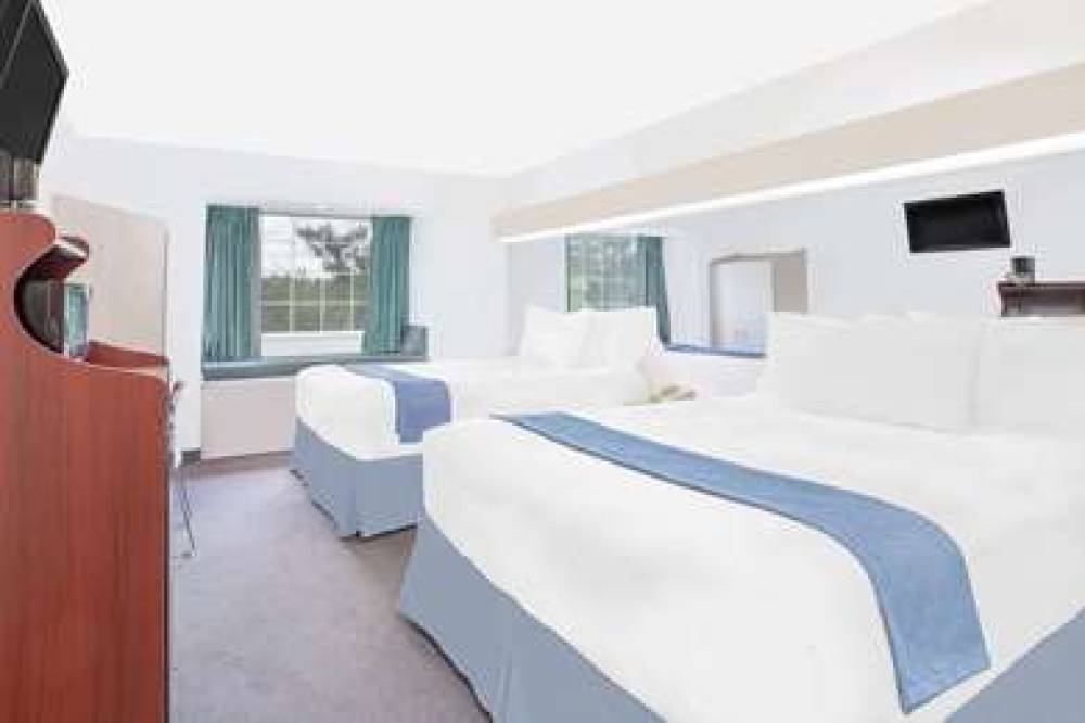 MICROTEL INN & SUITES BY WYNDHAM BR 5