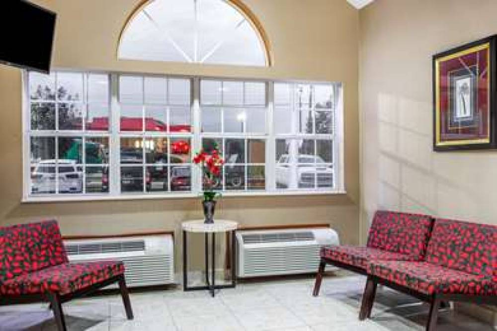 Microtel Inn & Suites By Wyndham Charleston South 4