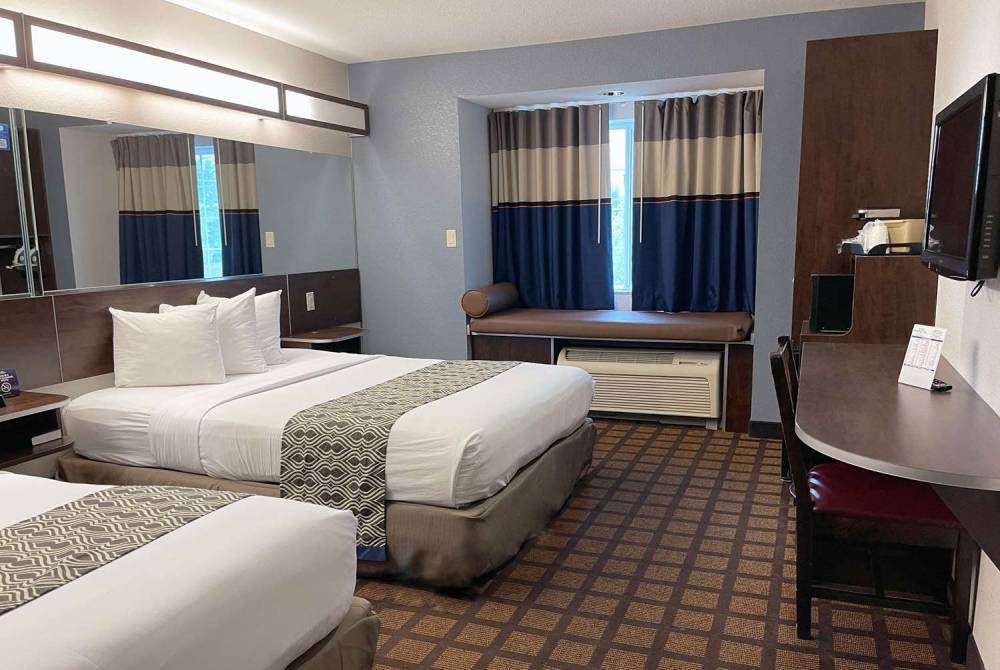 Microtel Inn & Suites By Wyndham Michigan City 5