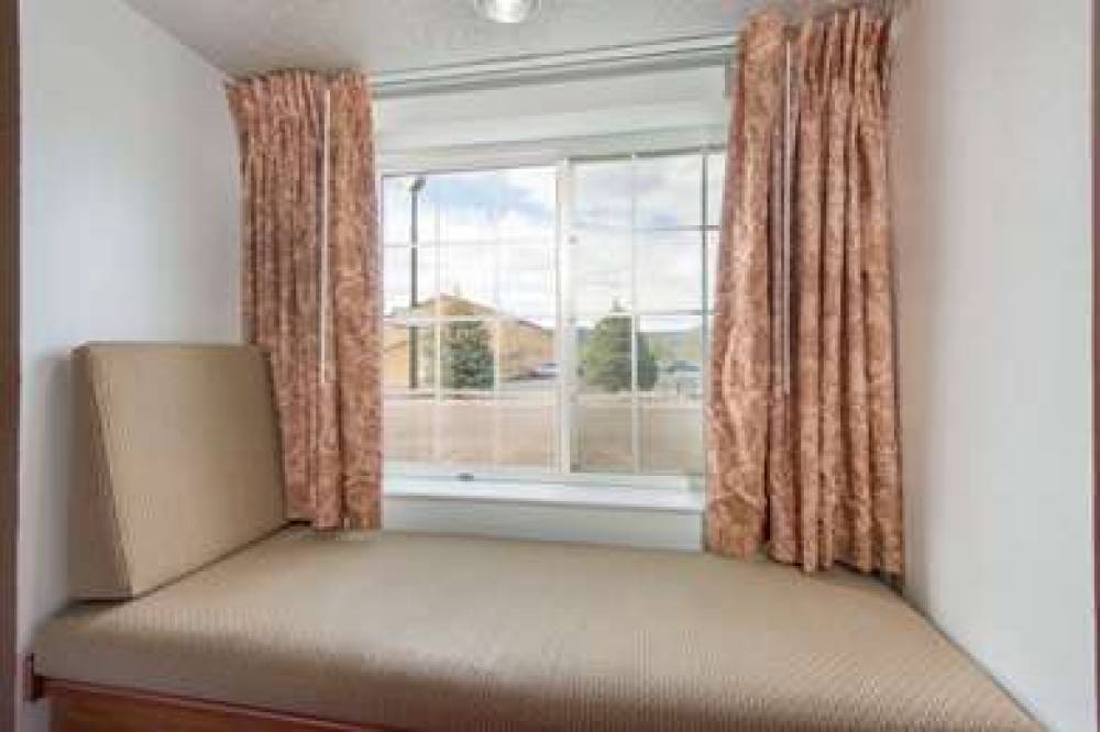 MICROTEL INN & SUITES BY WYNDHAM RA 3