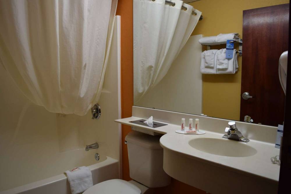 Microtel Inn & Suites By Wyndham Rock Hill/Charlotte Area 1