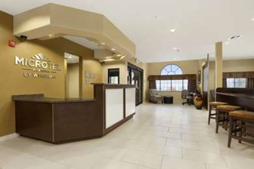 Microtel Inn & Suites By Wyndham Round Rock 2