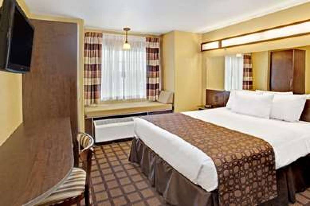 Microtel Inn & Suites By Wyndham Round Rock 8