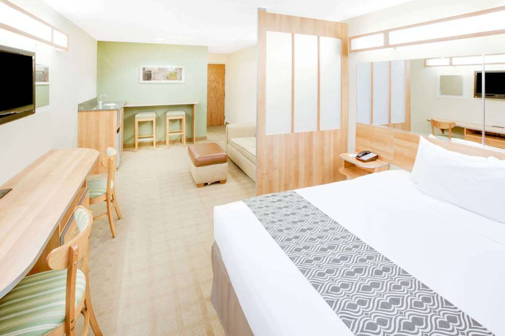 Microtel Inn & Suites By Wyndham Saraland/North Mobile 2