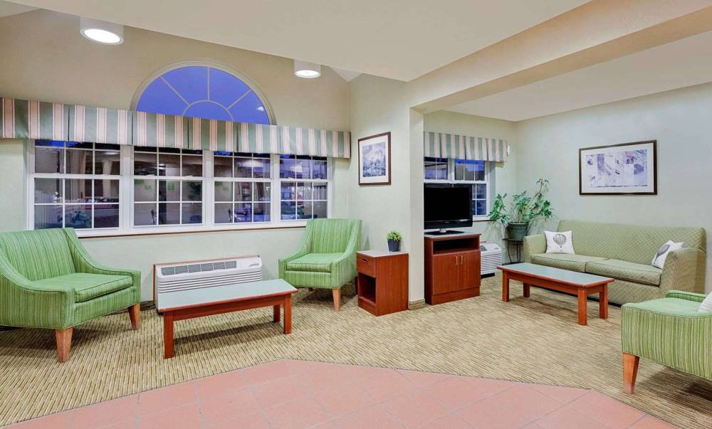 Microtel Inn & Suites By Wyndham Wellsville