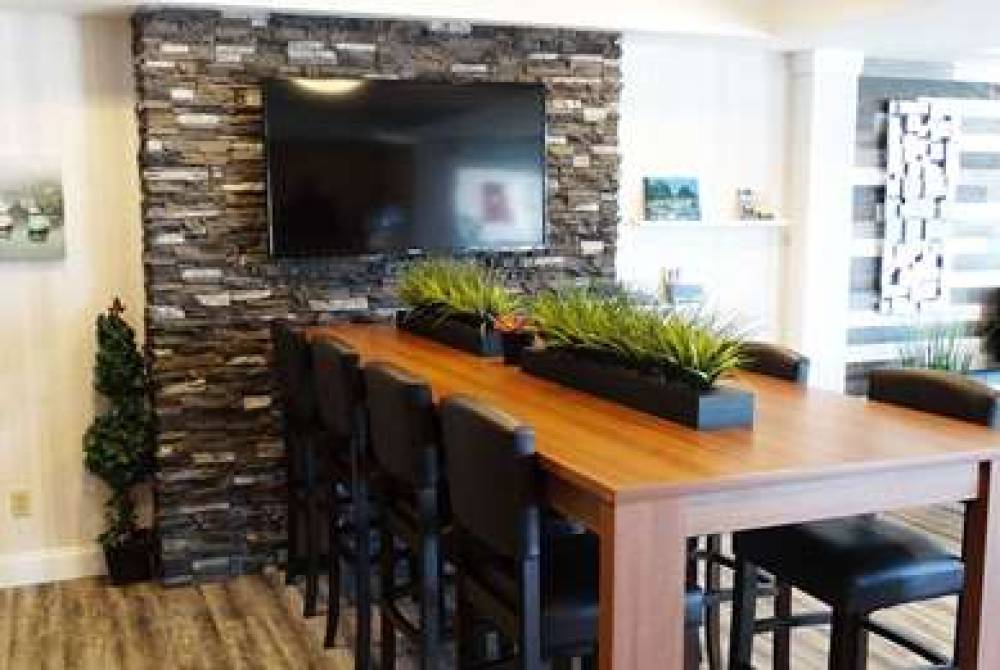 Microtel Inn & Suites By Wyndham York 2