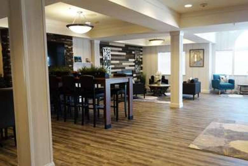 Microtel Inn & Suites By Wyndham York 5