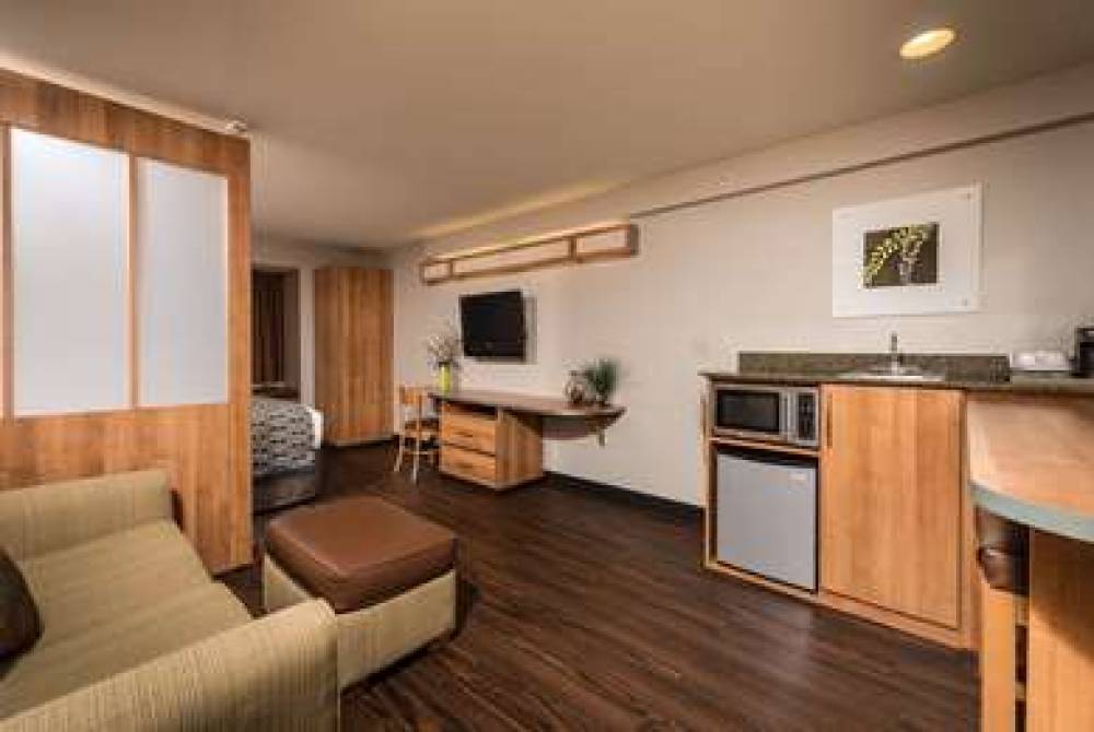 Microtel Inn & Suites By Wyndham York 10