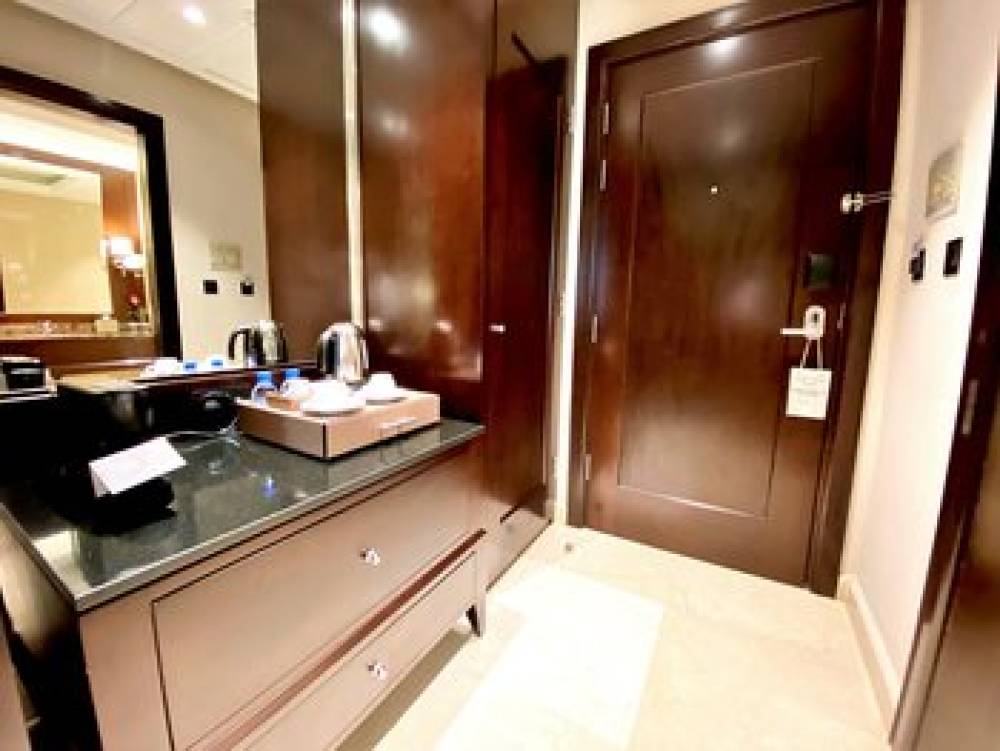 MILLENNIUM DOHA HOTEL 5