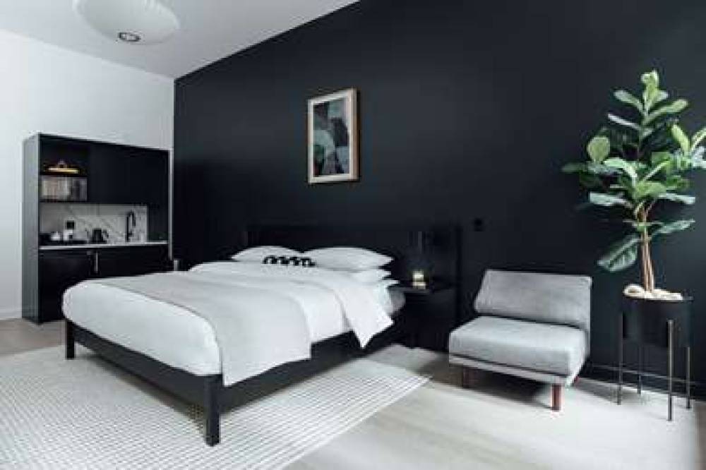 MINT HOUSE AT 70 PINE BY KASA 3