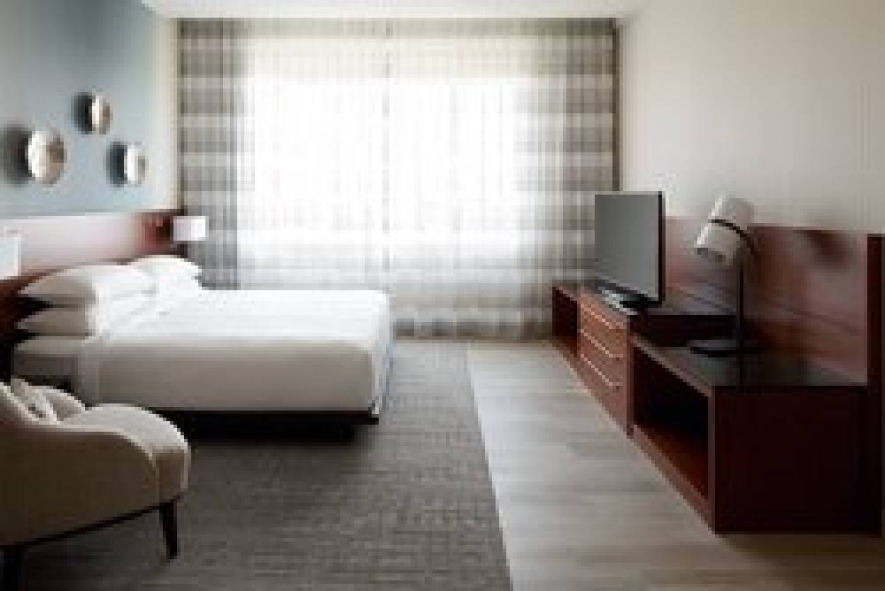 Montreal Airport Marriott In-Terminal Hotel 2