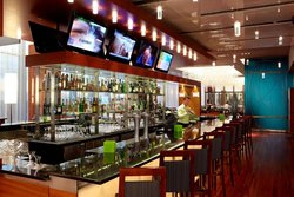 Montreal Airport Marriott In-Terminal Hotel 10
