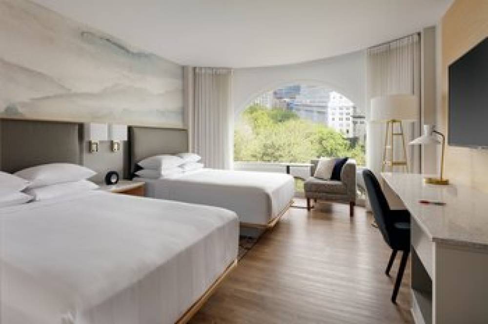 Montreal Marriott Chateau Champlain 8