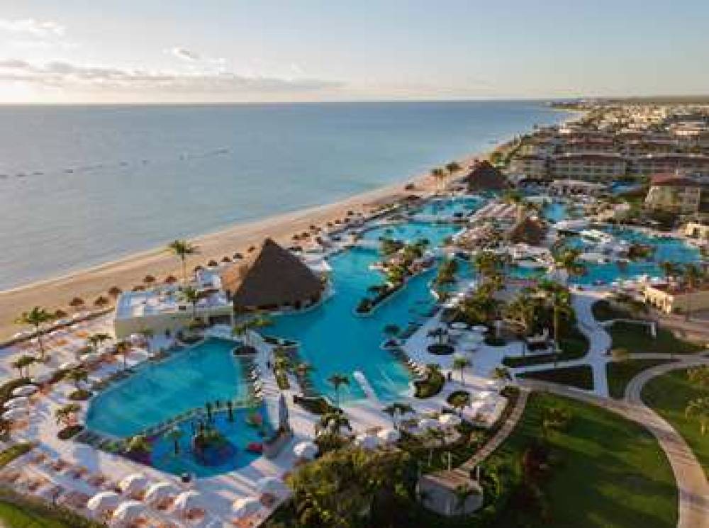 Moon Palace Golf And Spa Resort  All-Inclusive 1