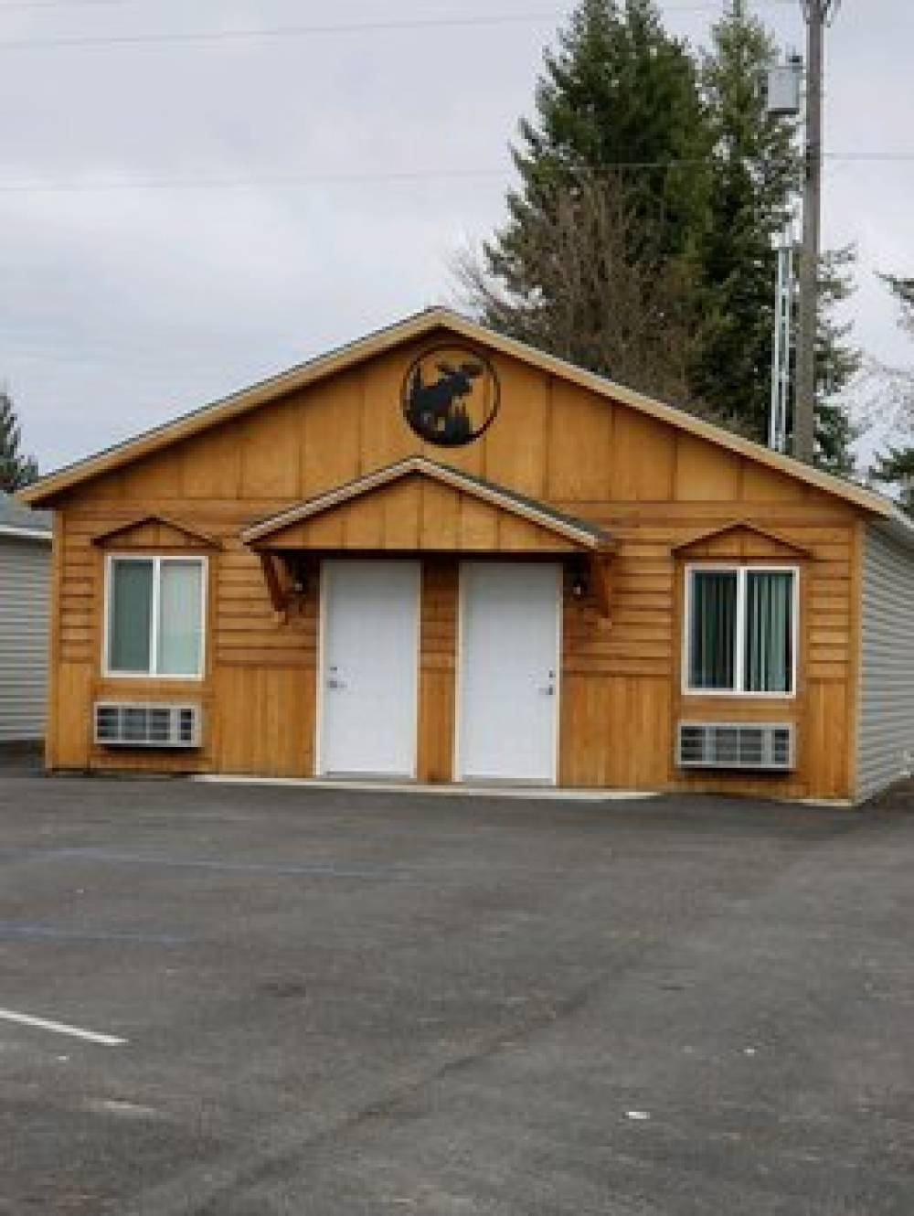 Moose Inn 8