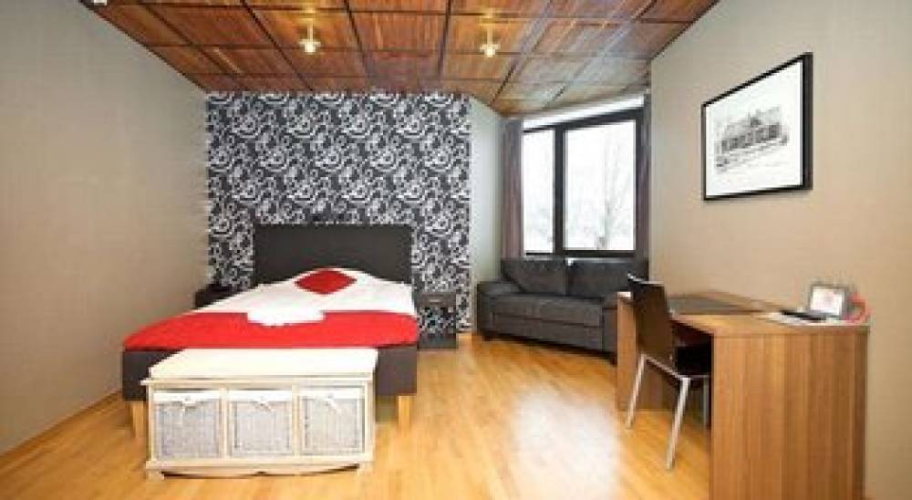 MOSS HOTEL 7