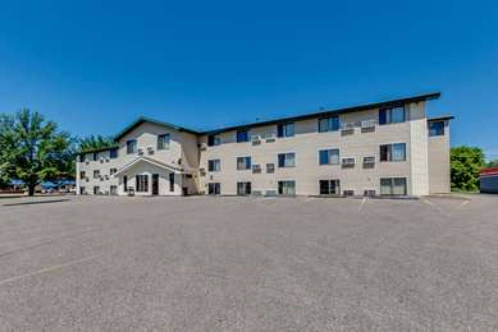 MOTEL 6 ALBERT LEA 2