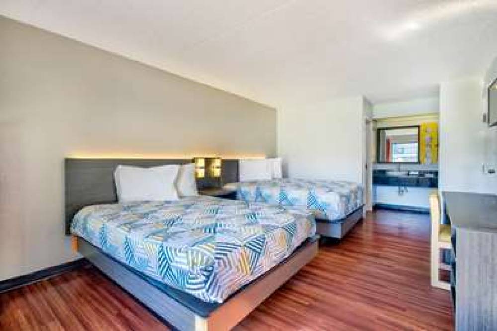 MOTEL 6 ASHLAND 4