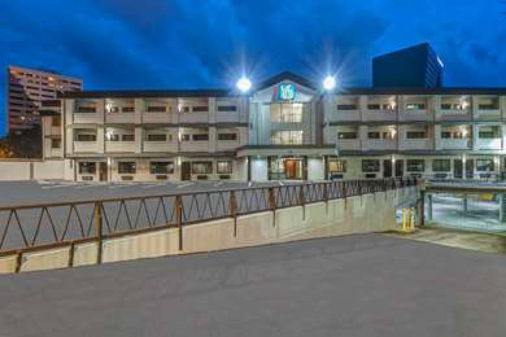 Motel 6 Atlanta Downtown 3
