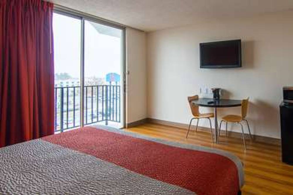 MOTEL 6 ATLANTA, GA - ATLANTA AIRPO 7