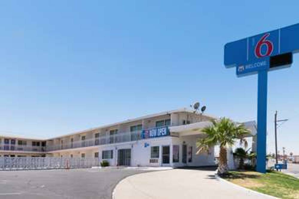 Motel 6 Barstow, Ca Route 66