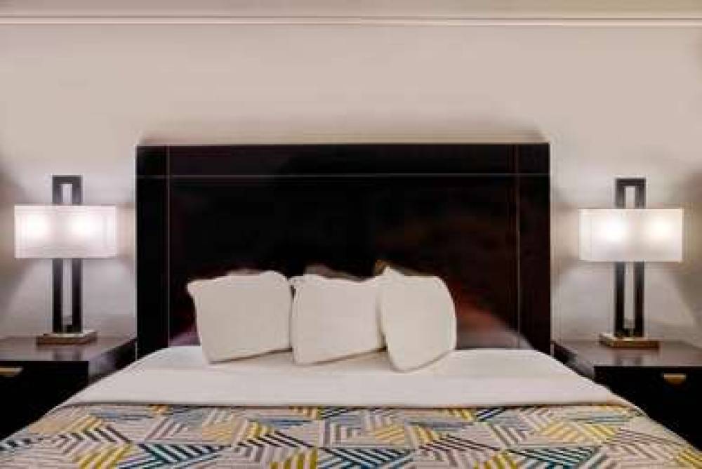 MOTEL 6 BARTLESVILLE, OK 8