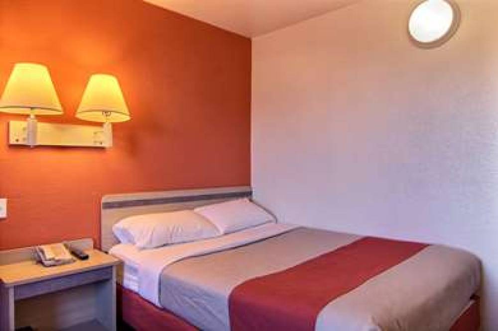 MOTEL 6 BISMARCK 9