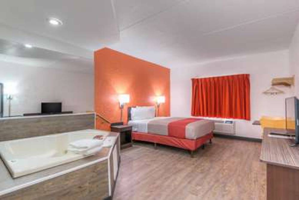 MOTEL 6 BRIDGEVIEW 5