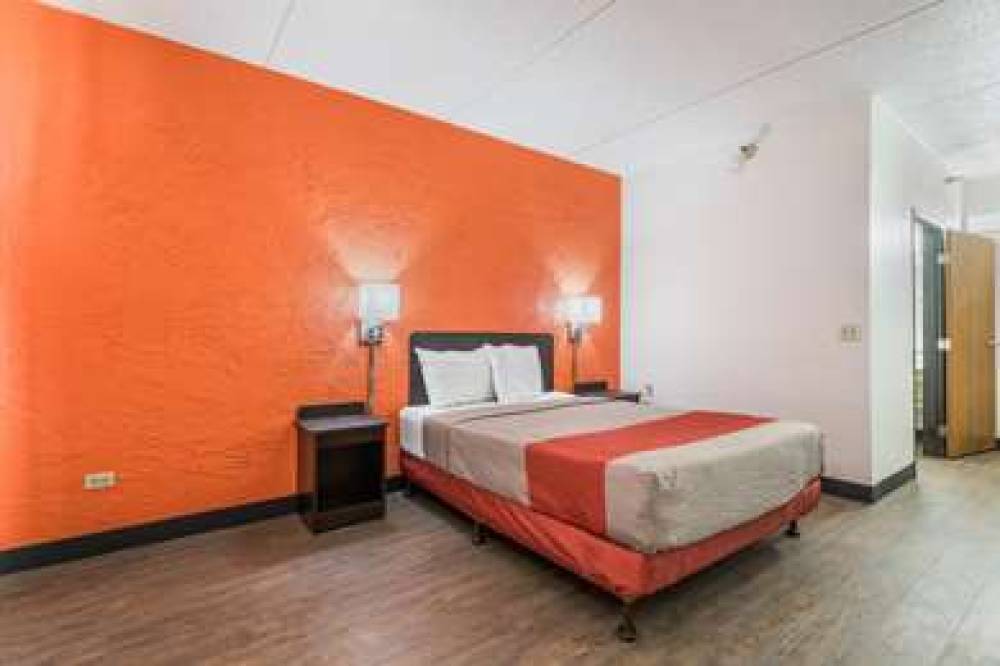 MOTEL 6 BRIDGEVIEW 8