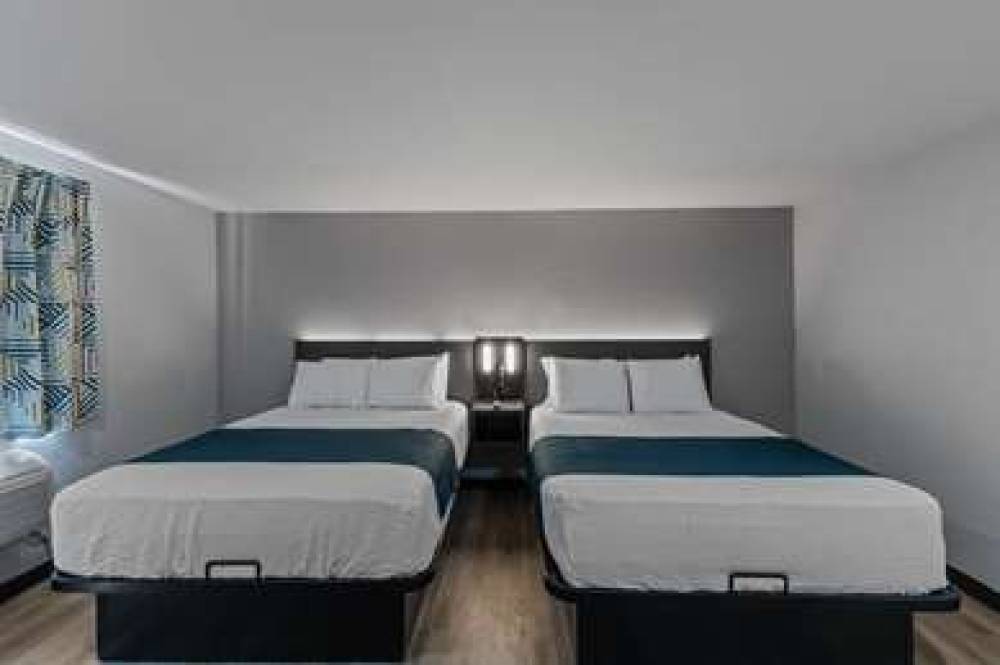 MOTEL 6 BRIGHTON CO DENVER NORTH 8
