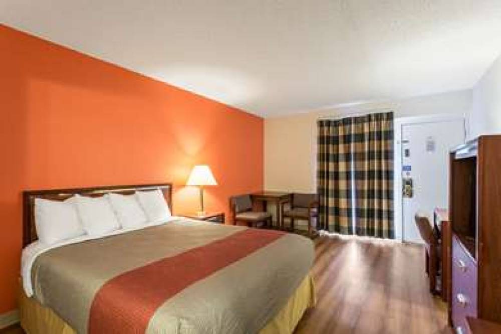MOTEL 6 BUTTE - HISTORIC CITY CENTE 9