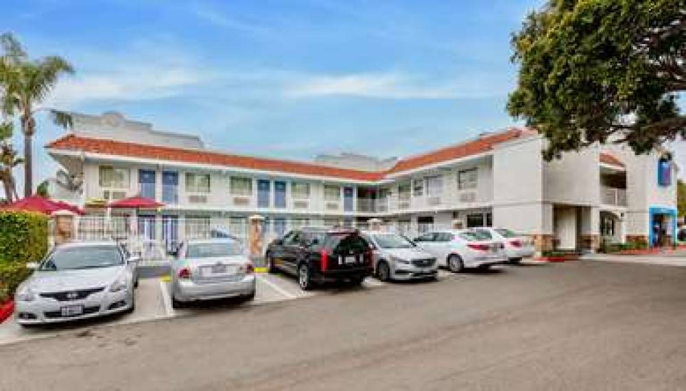 Motel 6 Carlsbad East CA 3