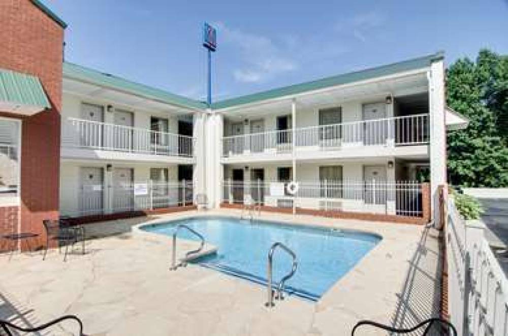 Motel 6 Cartersville GA 10