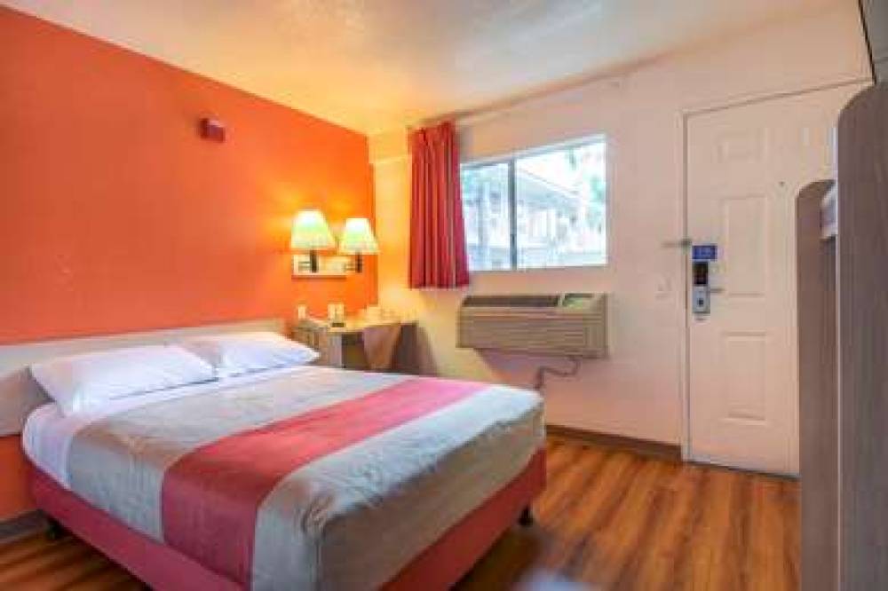 Motel 6 Chino - Los Angeles Area 8
