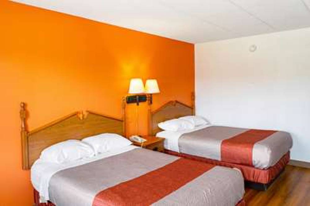 MOTEL 6 CINCINNATI, OH 9
