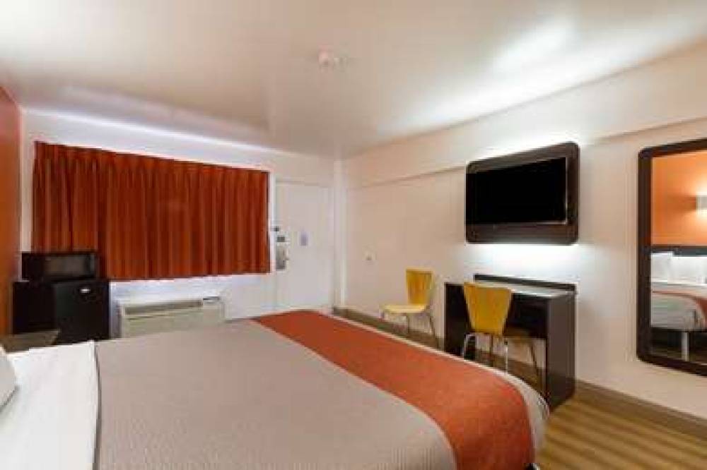 MOTEL 6 CLAREMONT CA 7