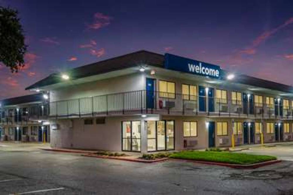 Motel 6 College Station - Bryan 5