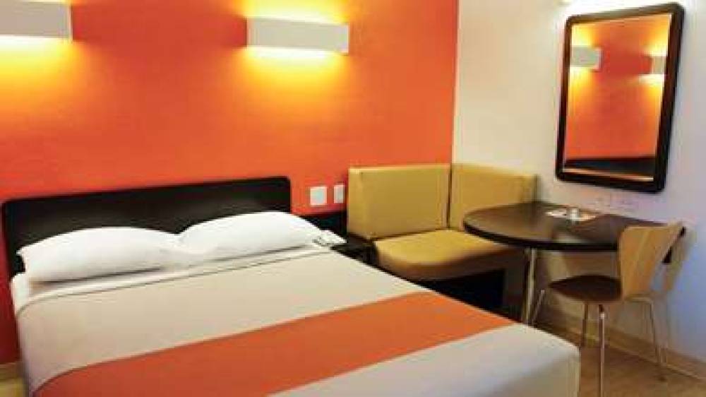 Motel 6 Columbus - OSU North 2